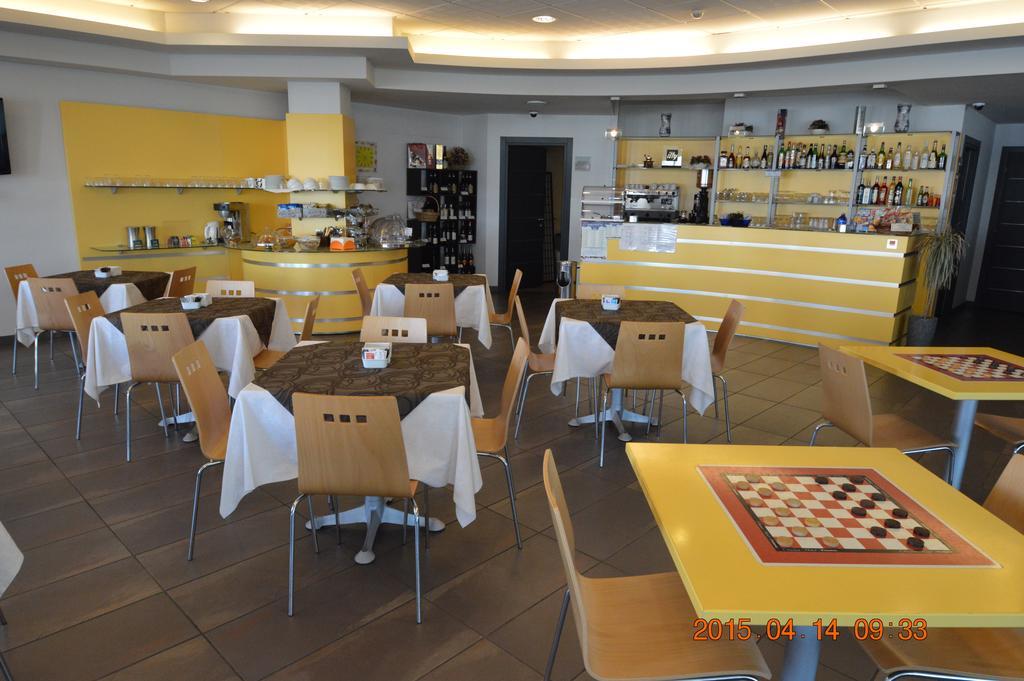 Hotel Dama 3*