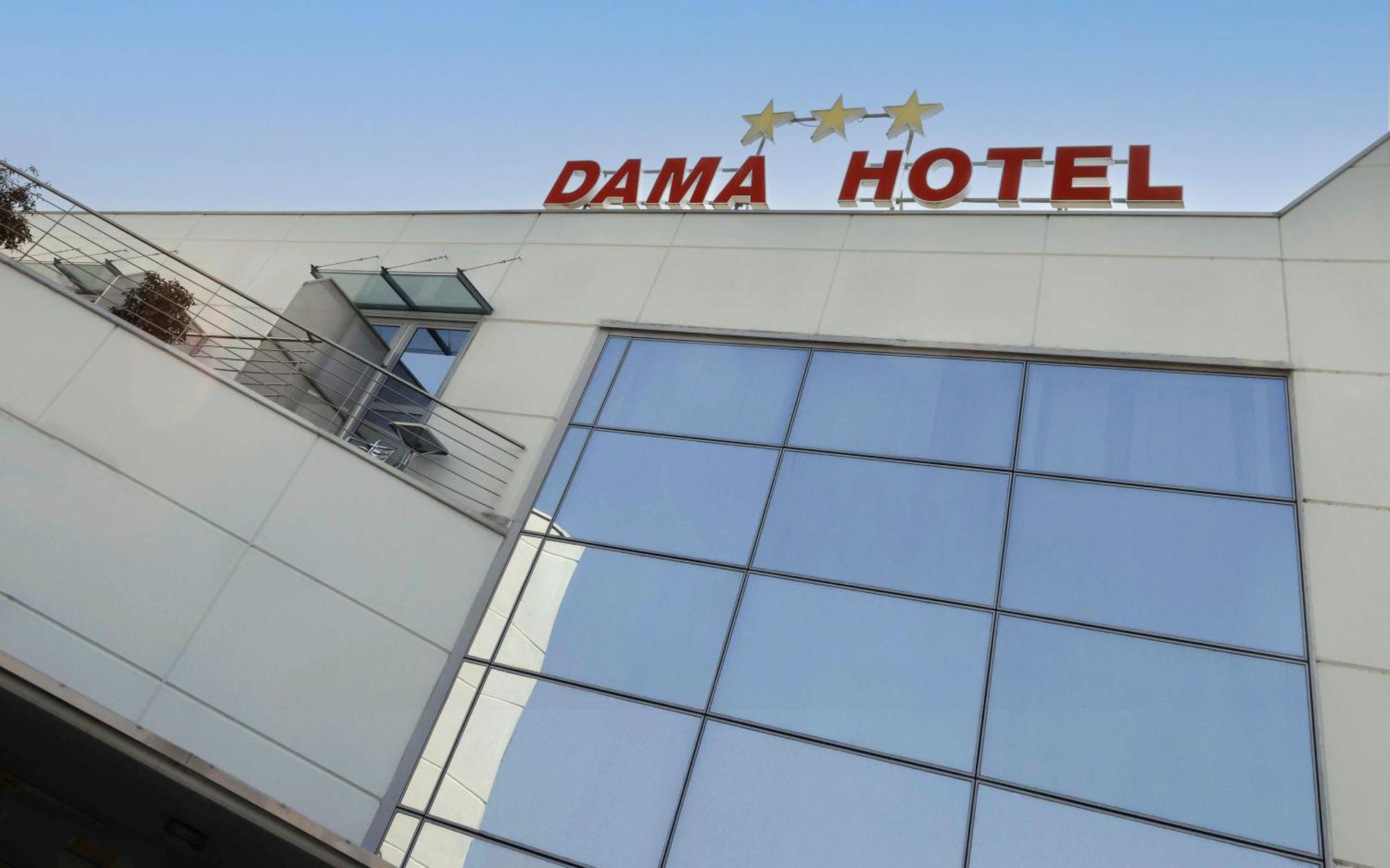 Dama 3*
