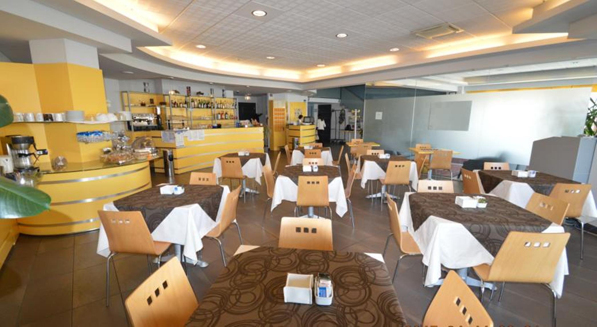 Hotel Dama 3*