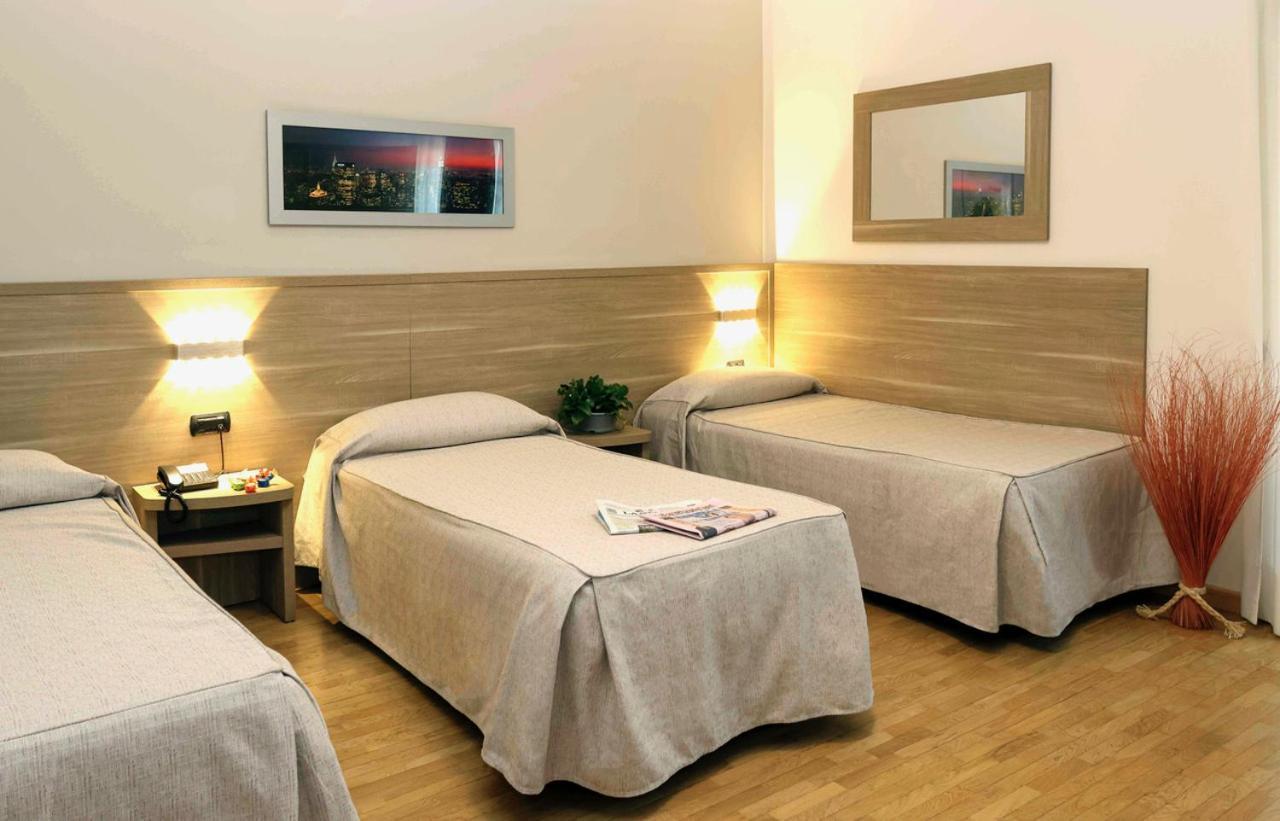 Dama Hotel 3*