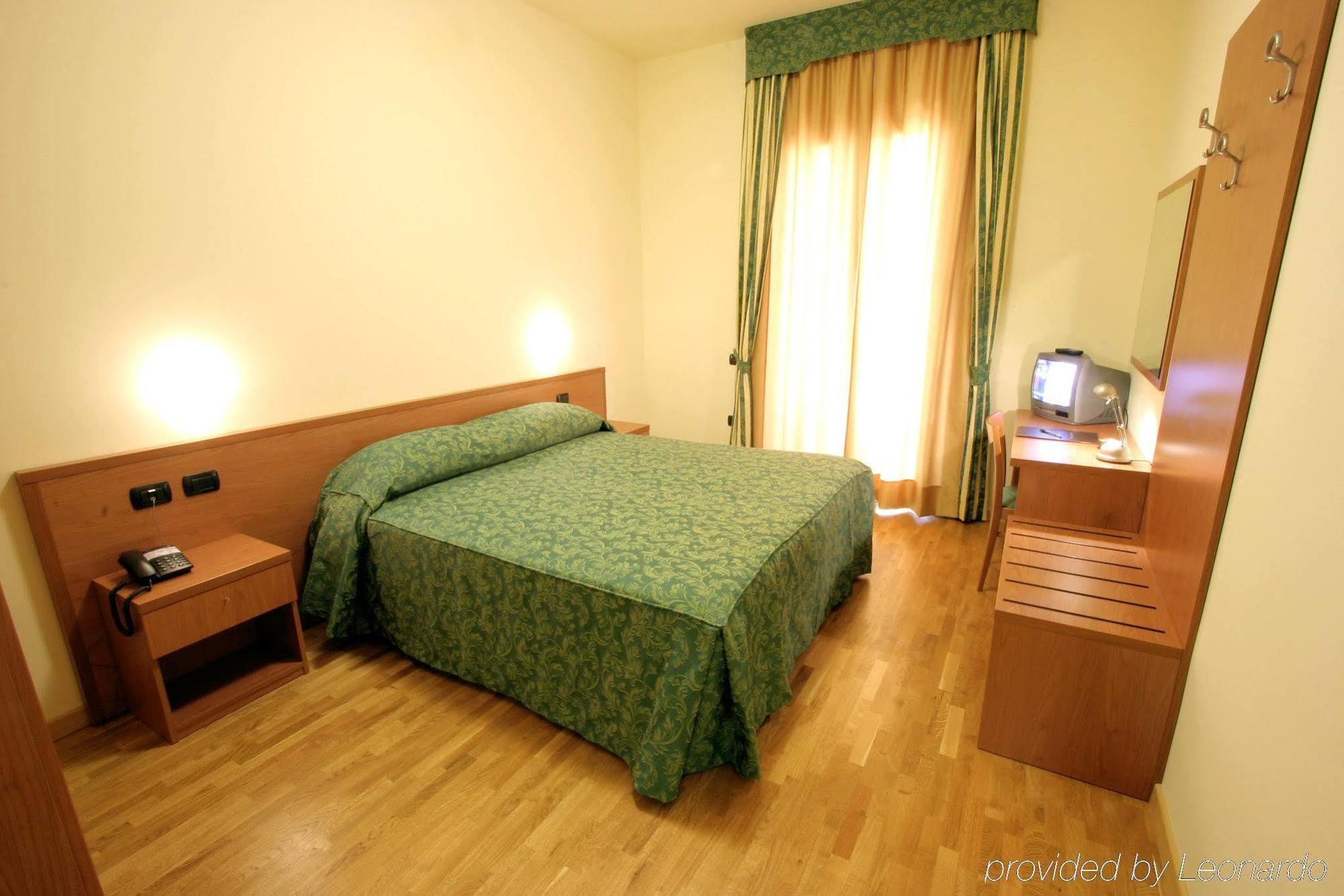 Dama Hotel